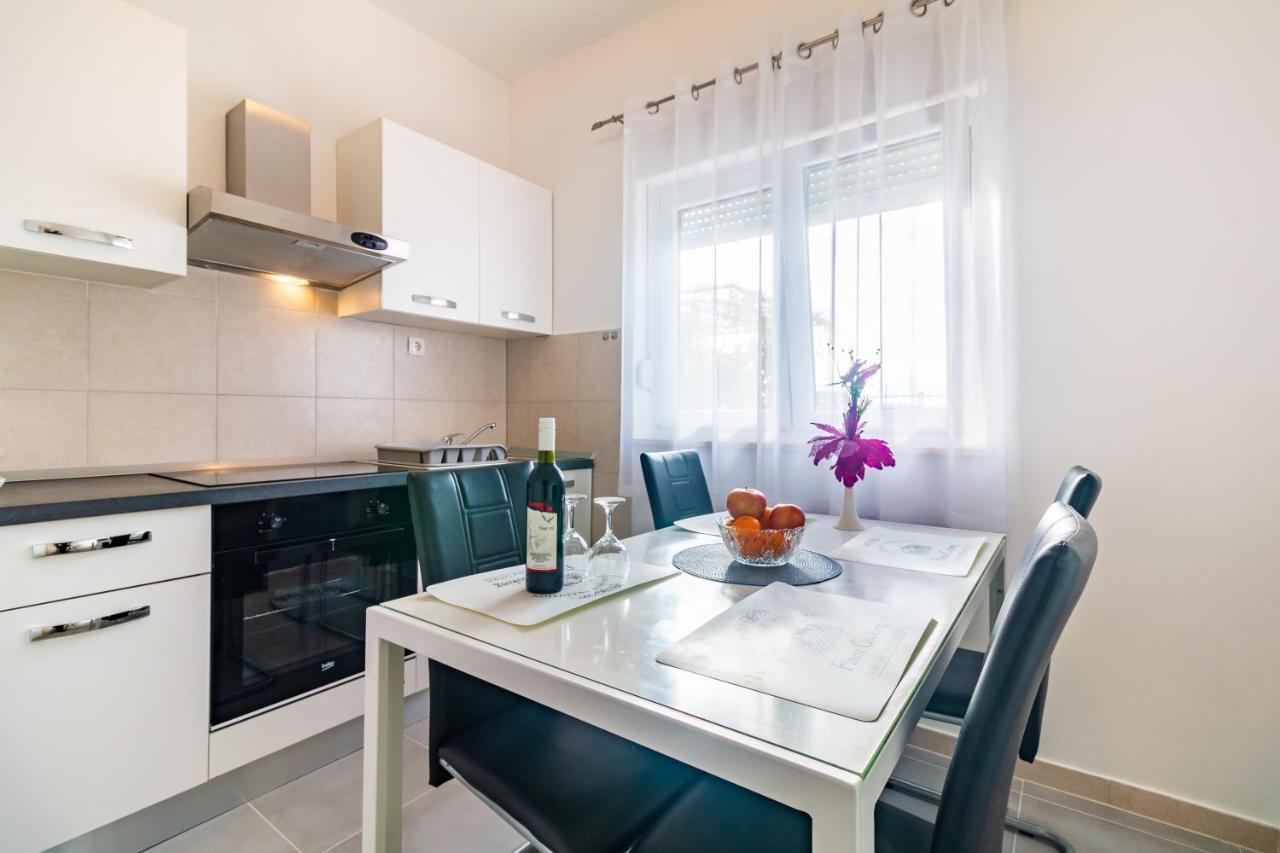 Apartments Mihael Split Exterior foto